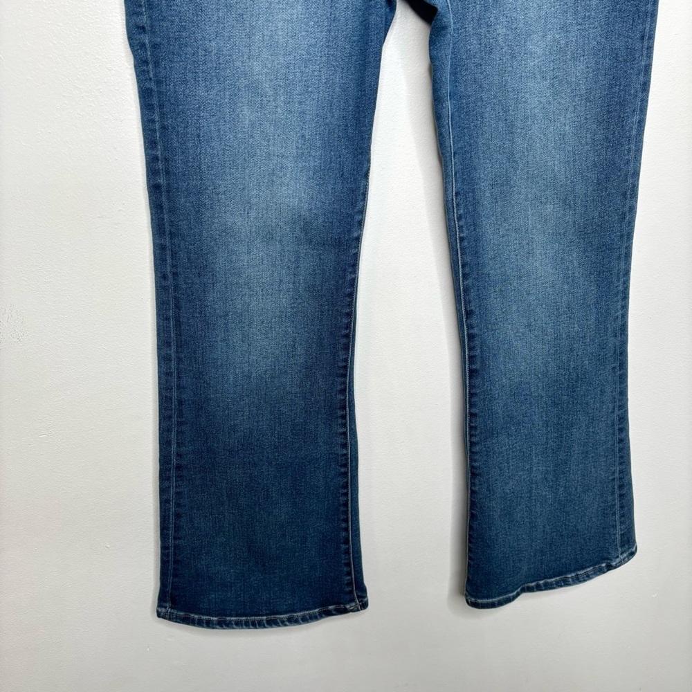 Habitual Casey Flare Jeans Medium Wash Size 10/30 - Picture 4 of 10